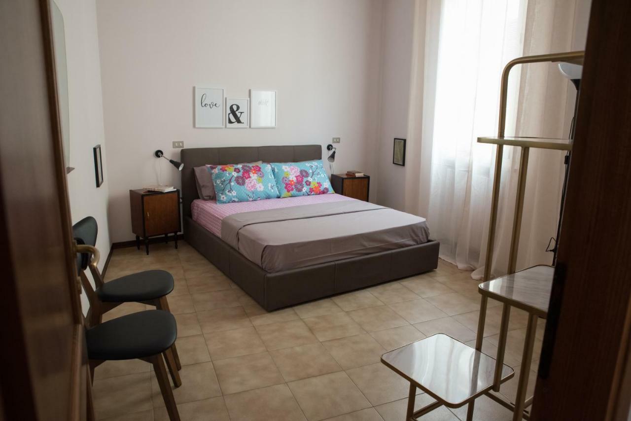 Saffi Apartment Forlì Buitenkant foto